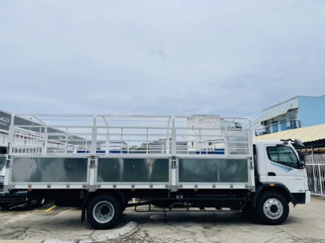 FUSO FI-170L|8.2TẤN|DÀI6M8|THÙNG MUI BẠC
