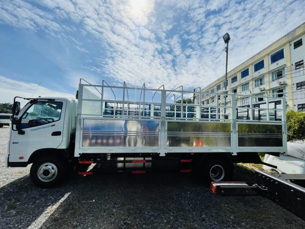 MB-3 THACO OLLIN 120 MUI BẠC | TẢI 7.1 TẤN