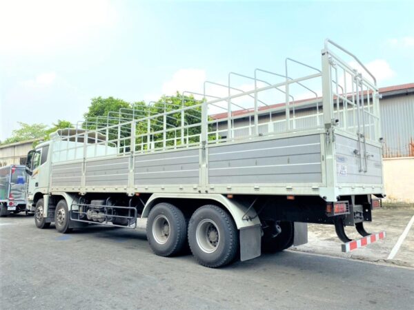 foton-auman-c300-thung-mui-bat-2 FOTON AUMAN C300 THÙNG MUI BẠT | TẢI 16.8 TẤN