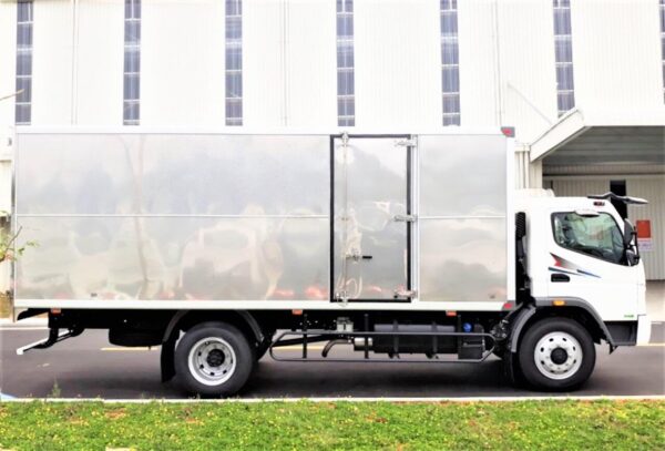 fuso-fi-170-thung-kin-tai-8-2-tan-2 FUSO FI 170 THÙNG KÍN | TẢI 8.2 TẤN