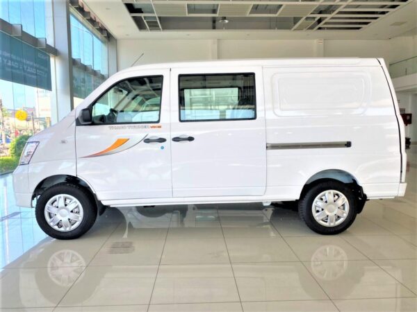 xe-tai-towner-van-5-cho-1 XE TẢI TOWNER VAN 5 CHỖ | TẢI 750 KG
