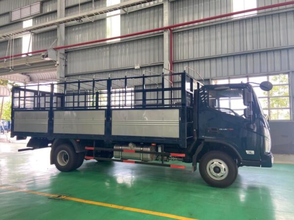 z3777798304170_9d629910c72ba99985f86a102e1f752d THACO OLLIN S720 THÙNG MUI BẠT | TẢI 6.8 TẤN