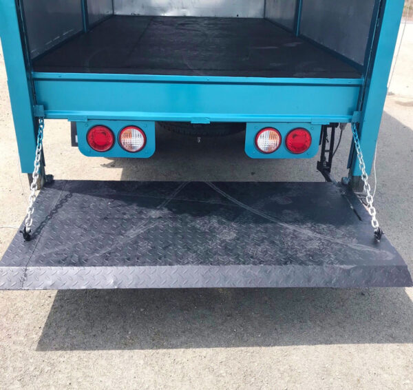 Xe tải Thaco Kia K250 Thùng Bạt Bửng Nâng XE TẢI KIA K250 THÙNG BẠT BỬNG NÂNG | TẢI 2,3 TẤN