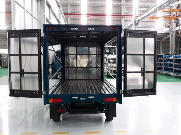 thaco-towner-thung-canh-doi-2 XE TẢI TOWNER 800 THÙNG CÁNH DƠI | TẢI 990 KG