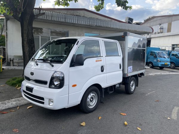 z3921801498531_00b6c5e81c5f3bdb4fee9f1cb541a0cd XE TẢI KIA K200SD 2 CẦU CABIN ĐÔI - THÙNG KÍN