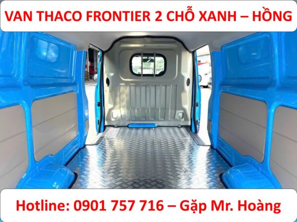 xe-van-tf480-son-mau-xanh-hong xe van tf480 sơn màu xanh hồng